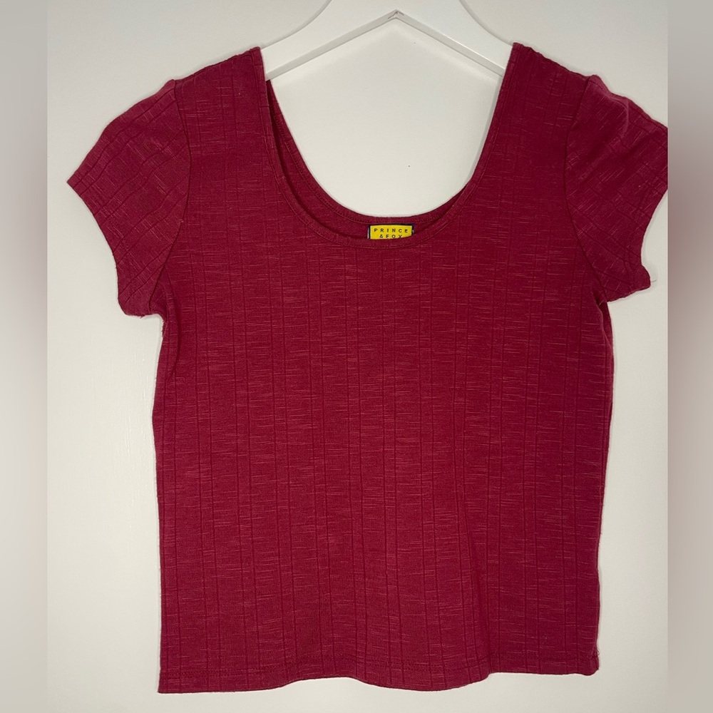 Prince & Fox Cropped tee

Size: S